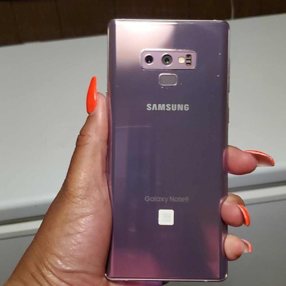 Samsung Galaxy Note 9 - Picture 2 of 4